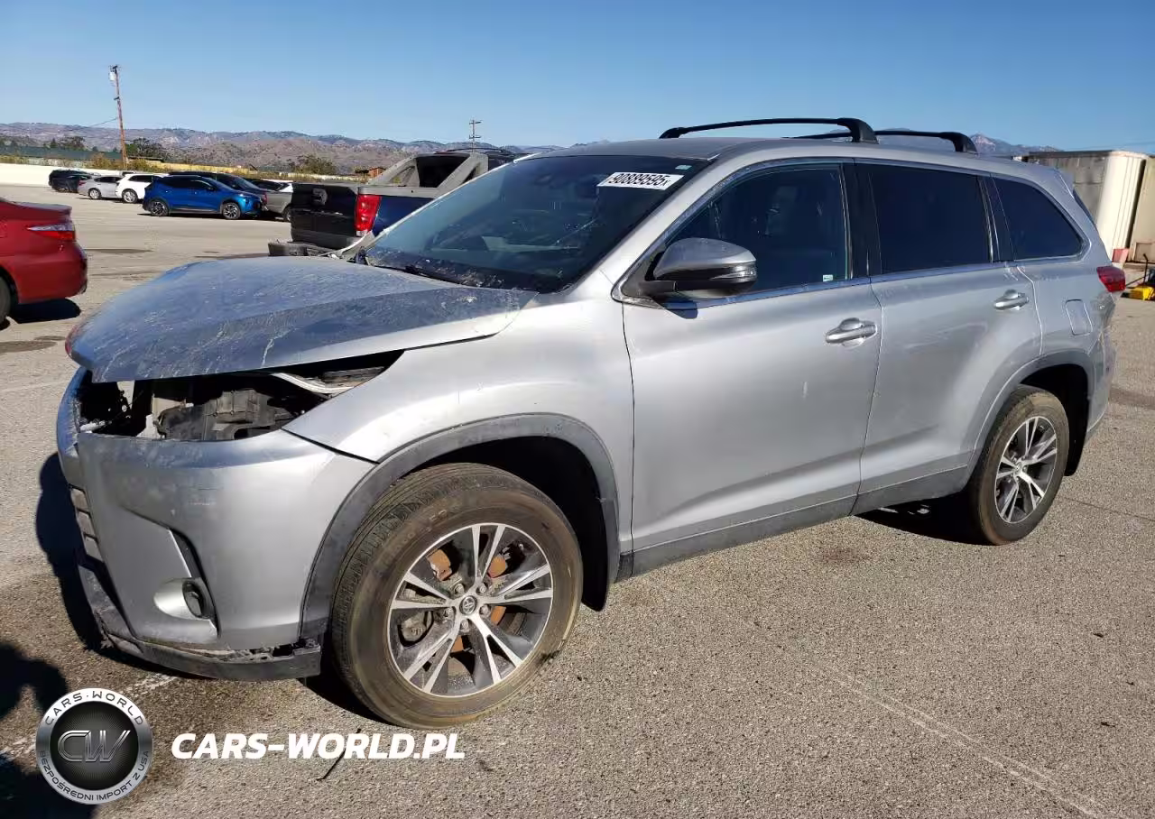 2019 Toyota Highlander Le
