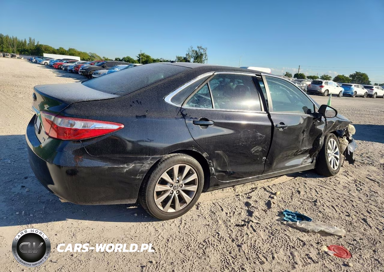 2015 Toyota Camry Le VIN:4T4BF1FK1FR469171 - 3