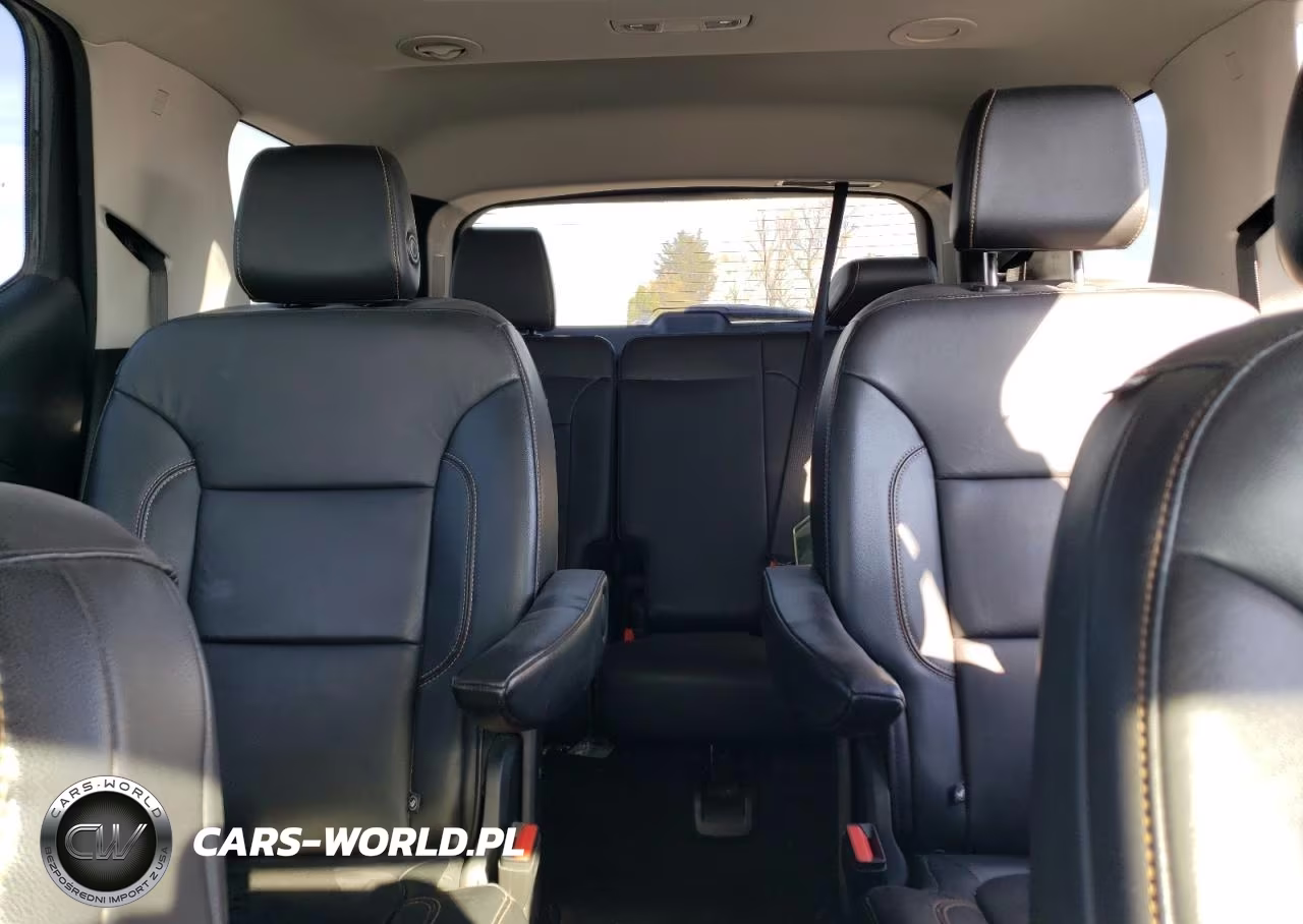 2018 Chevrolet Traverse Lt VIN:1GNERHKW2JJ197638 - 10