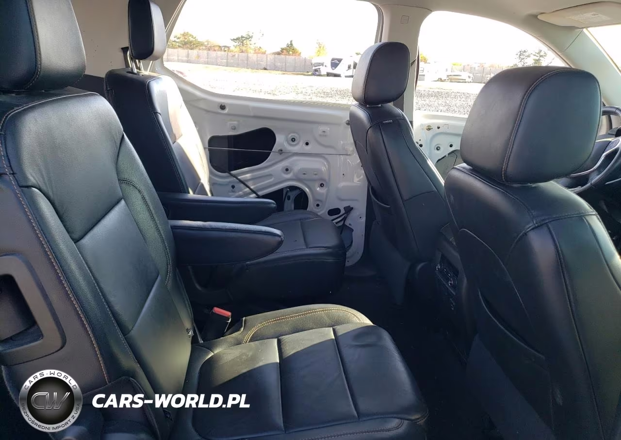 2018 Chevrolet Traverse Lt VIN:1GNERHKW2JJ197638 - 11