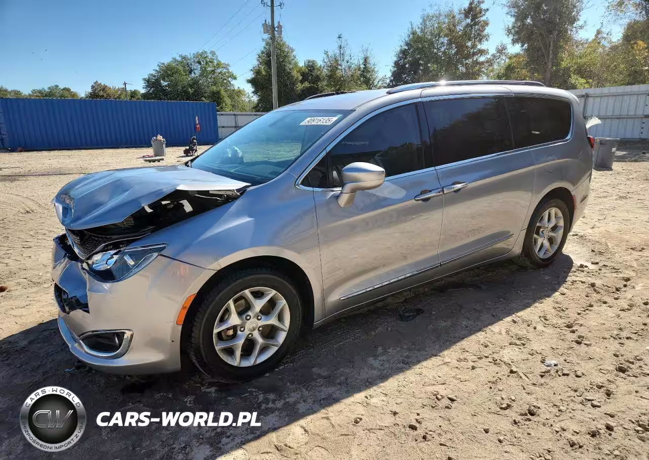 2019 Chrysler Pacifica Touring L Plus