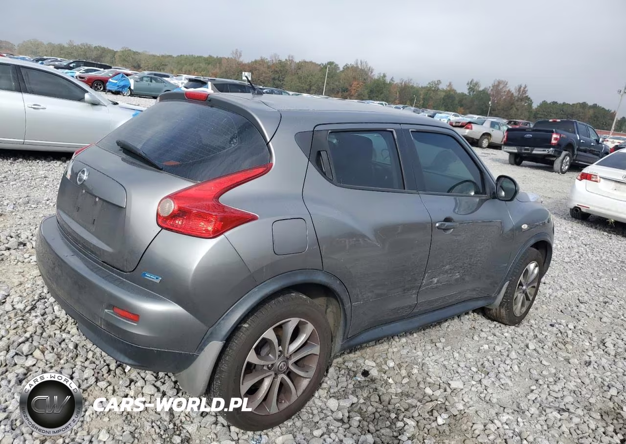 2013 Nissan Juke S VIN:JN8AF5MR5DT215875 - 3