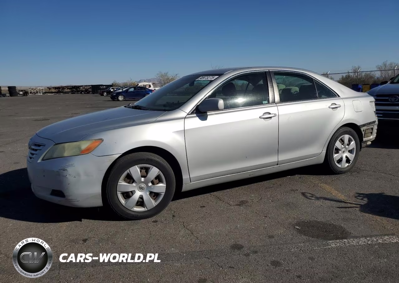 2007 Toyota Camry Le – zdjęcie 1 z 13
