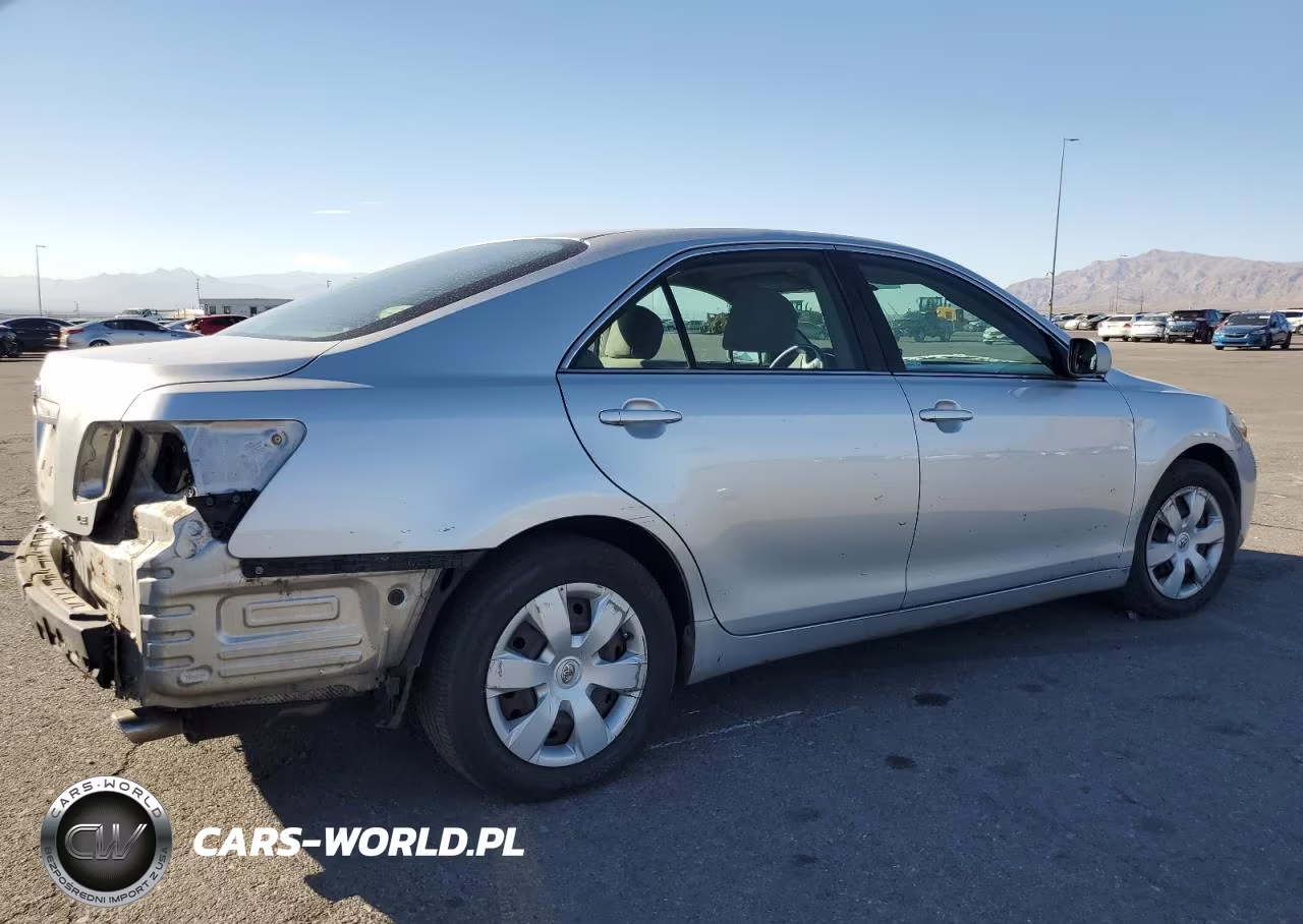 2007 Toyota Camry Le VIN:4T1BK46K27U027654 - 3
