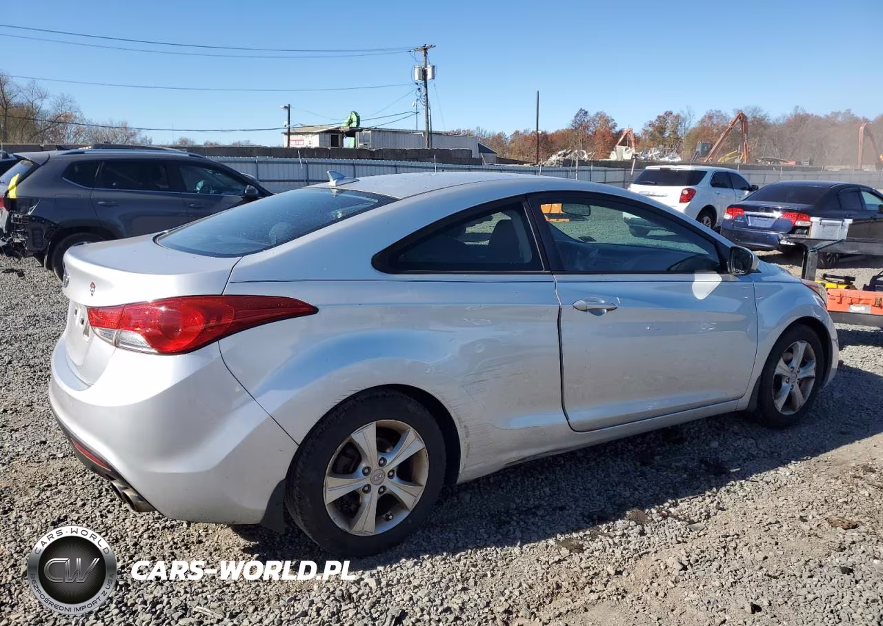 2013 Hyundai Elantra Coupe Gs VIN:KMHDH6AE2DU020168 - 3