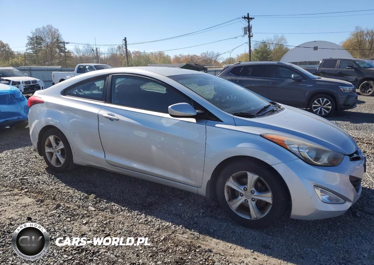 2013 Hyundai Elantra Coupe Gs VIN:KMHDH6AE2DU020168 - 4