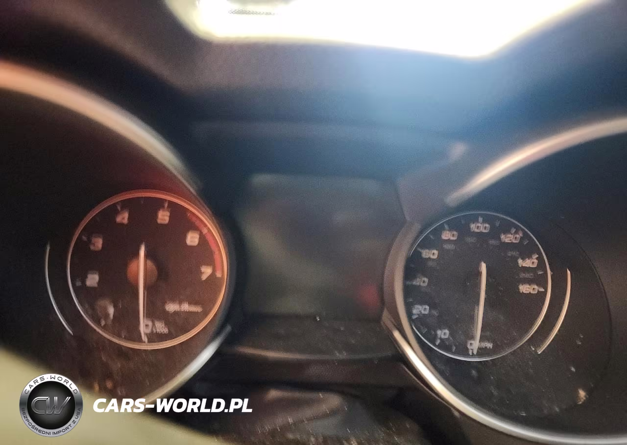 2018 Alfa Romeo Stelvio Sport VIN:ZASFAKPN2J7B85172 - 9