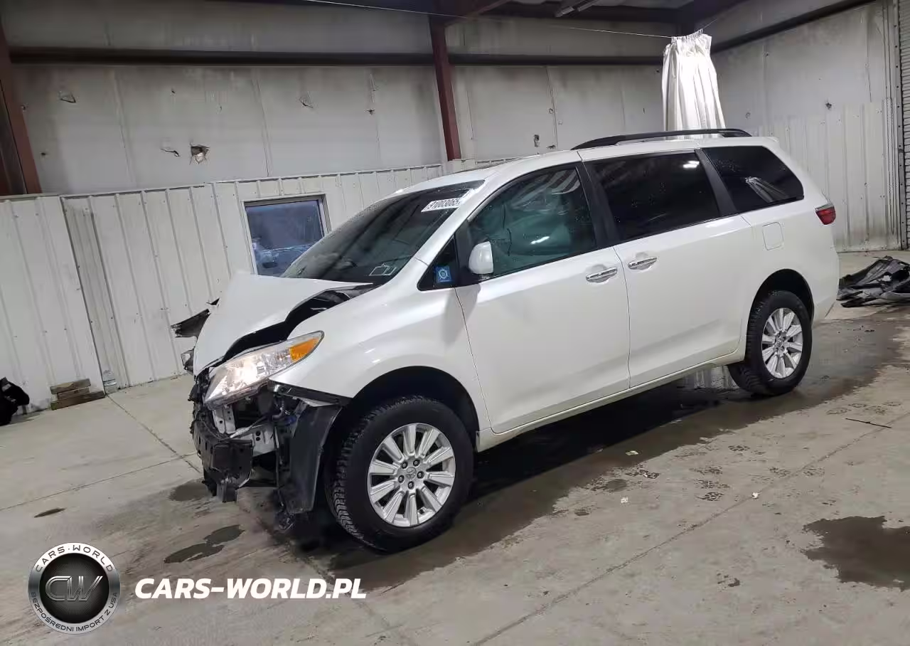 2015 Toyota Sienna Xle