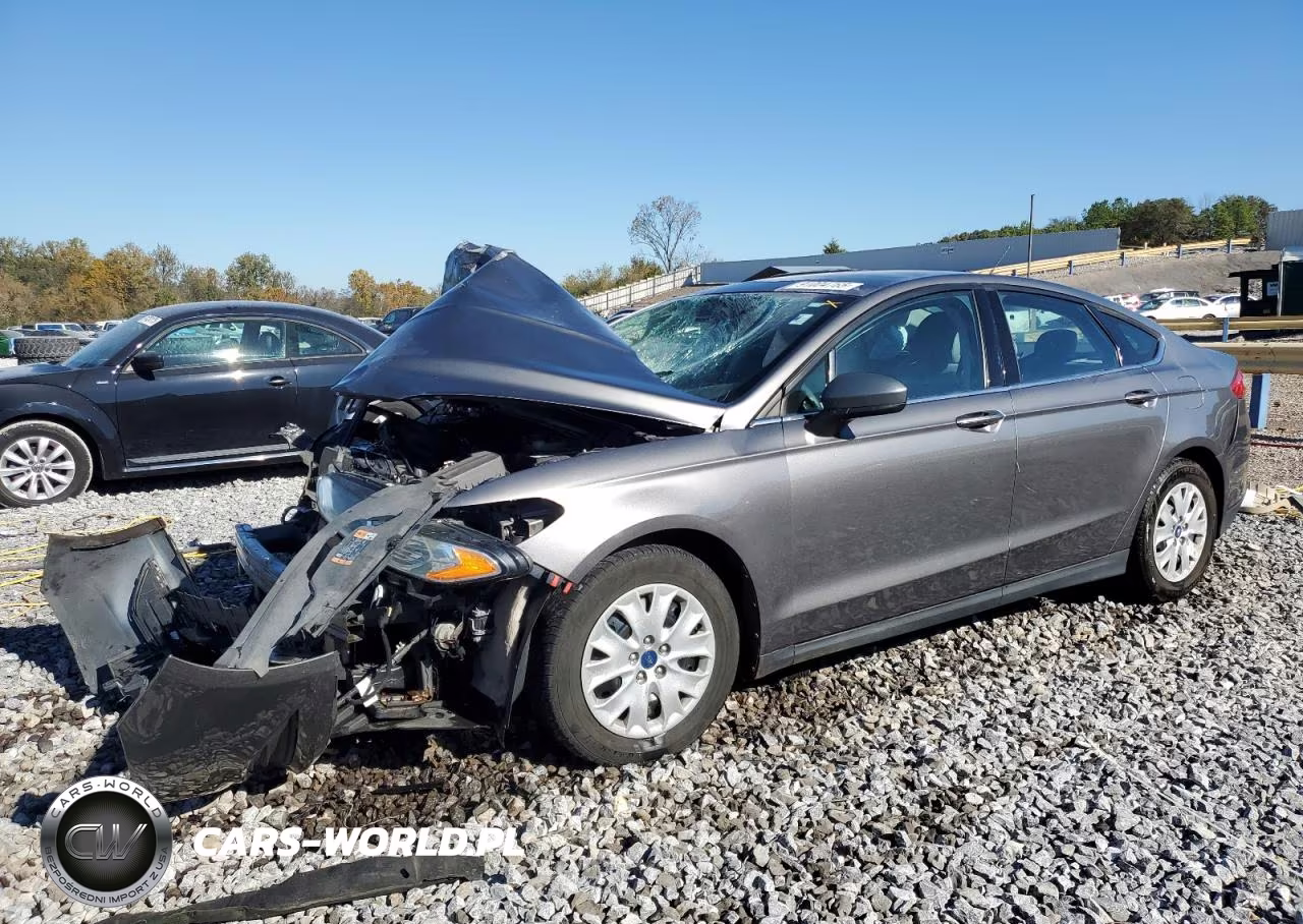 2013 Ford Fusion S – zdjęcie 1 z 12