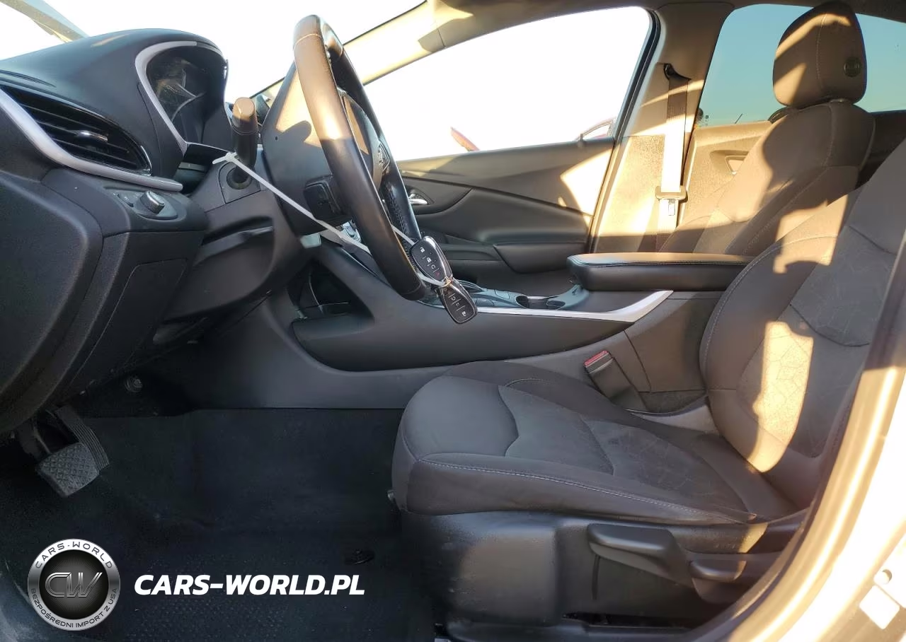 2018 Chevrolet Volt Lt VIN:1G1RC6S57JU140950 - 7