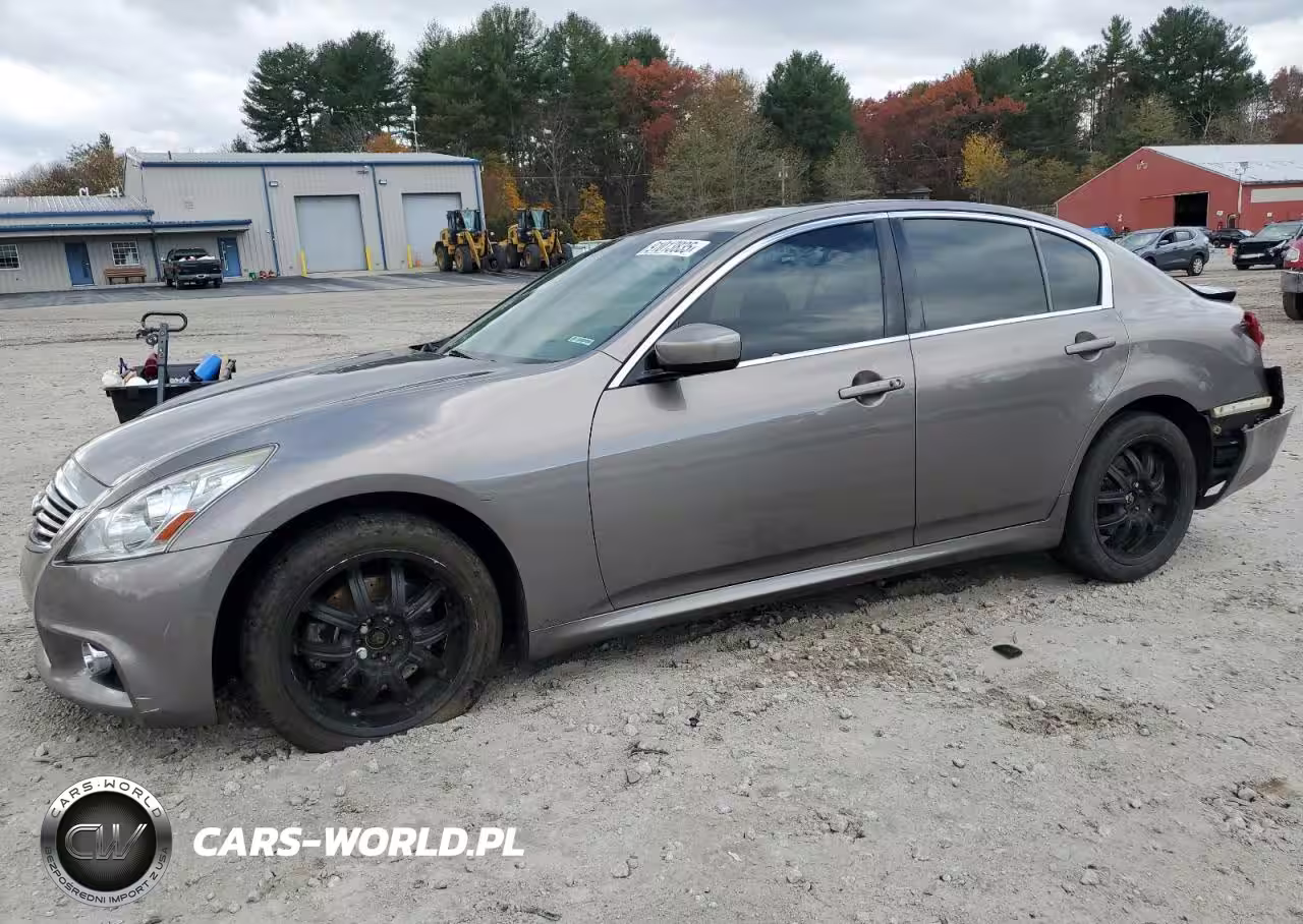 2013 Infiniti G37