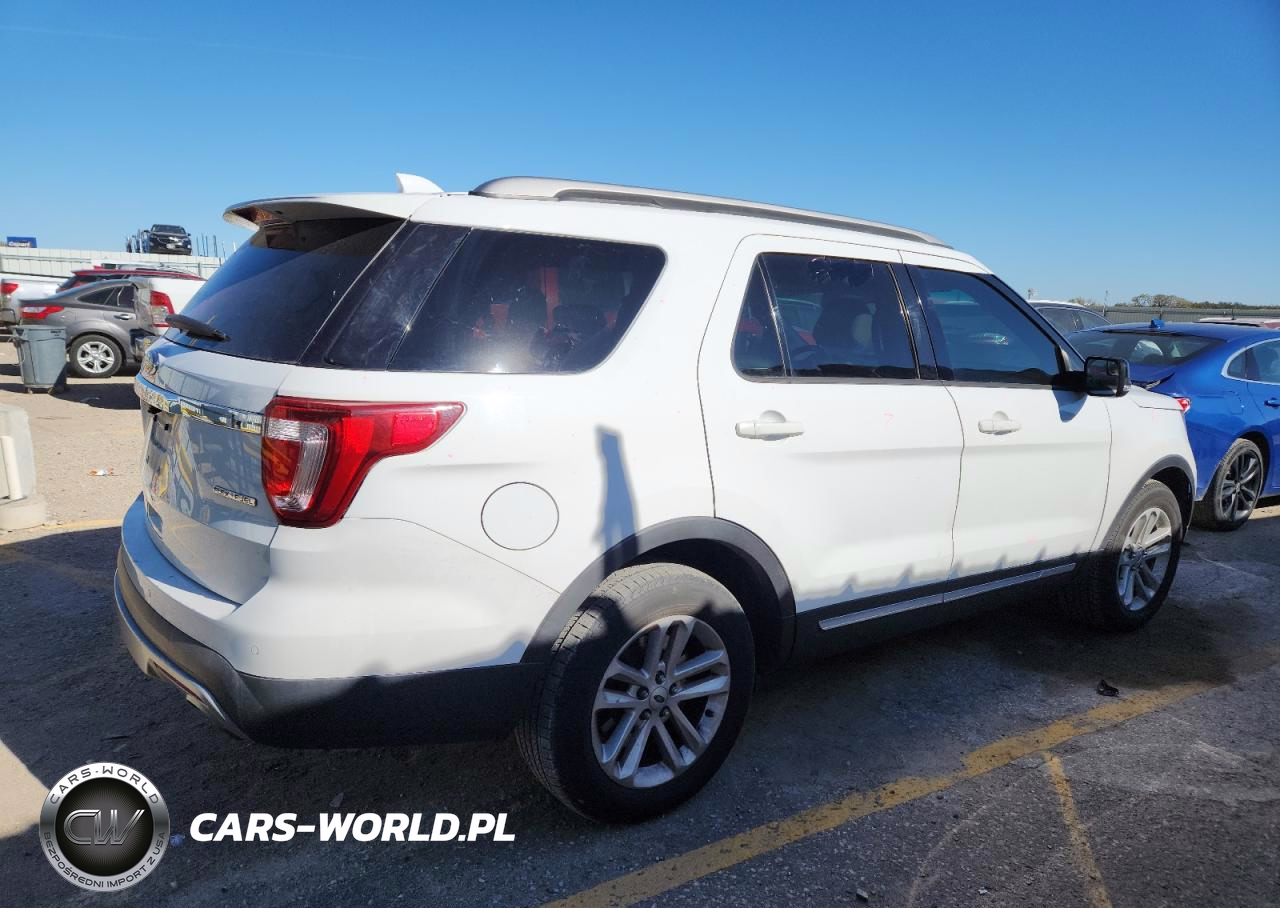 2016 Ford Explorer Xlt VIN:1FM5K7D86GGC57184 - 3