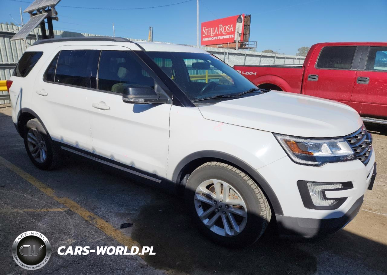 2016 Ford Explorer Xlt VIN:1FM5K7D86GGC57184 - 4