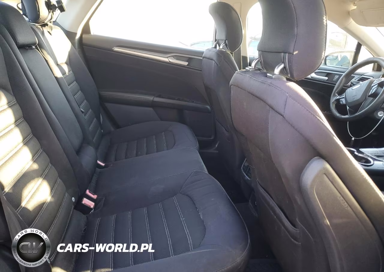 2014 Ford Fusion Se VIN:1FA6P0H70E5390329 - 10