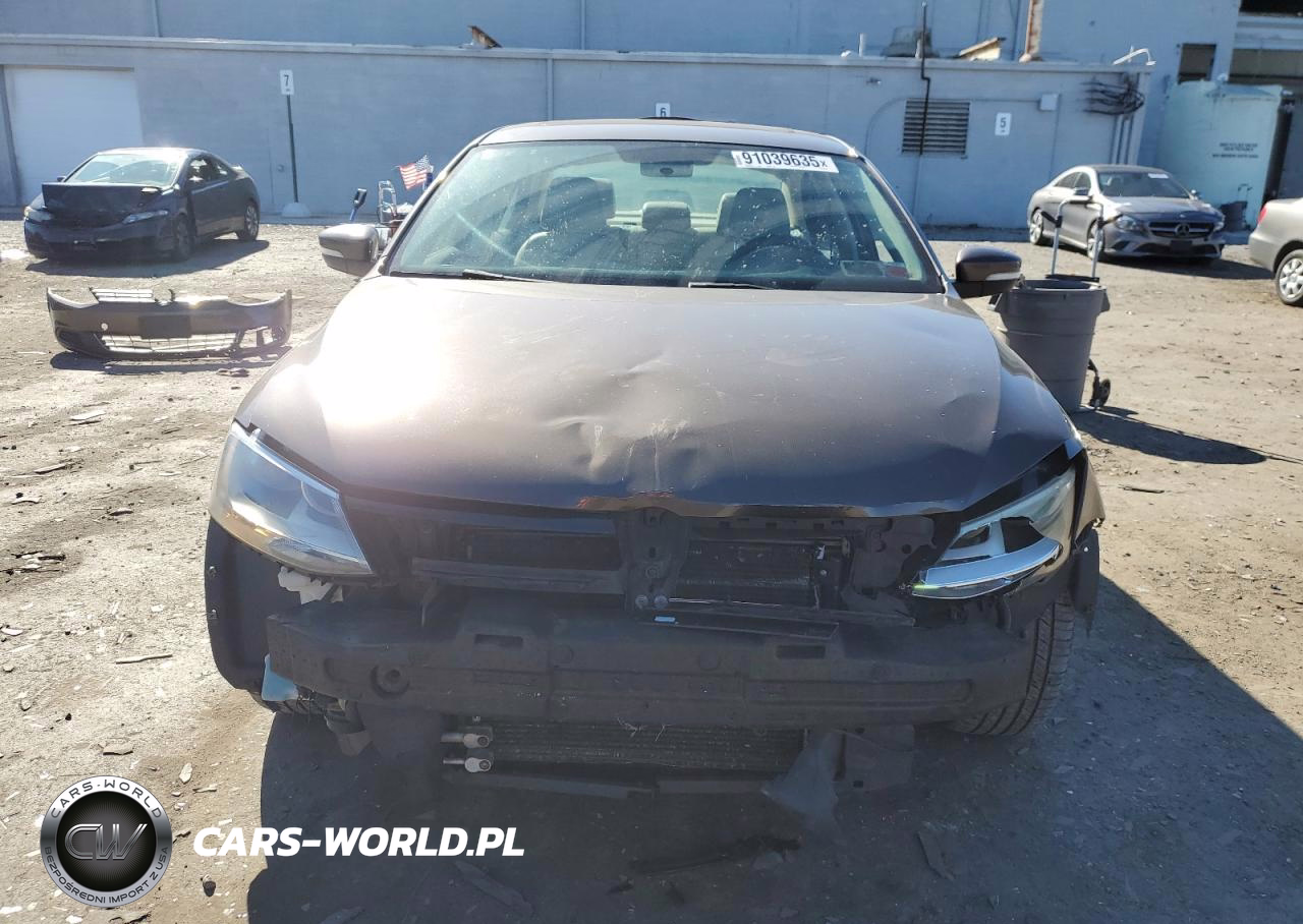 2014 Volkswagen Jetta Tdi VIN:3VWLL7AJ5EM378112 - 5
