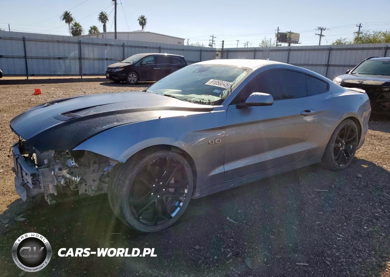 FORD MUSTANG GT