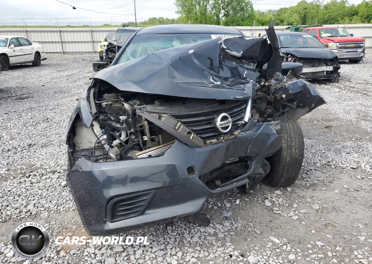2017 Nissan Altima 2.5 VIN:1N4AL3AP2HC110329 - 5