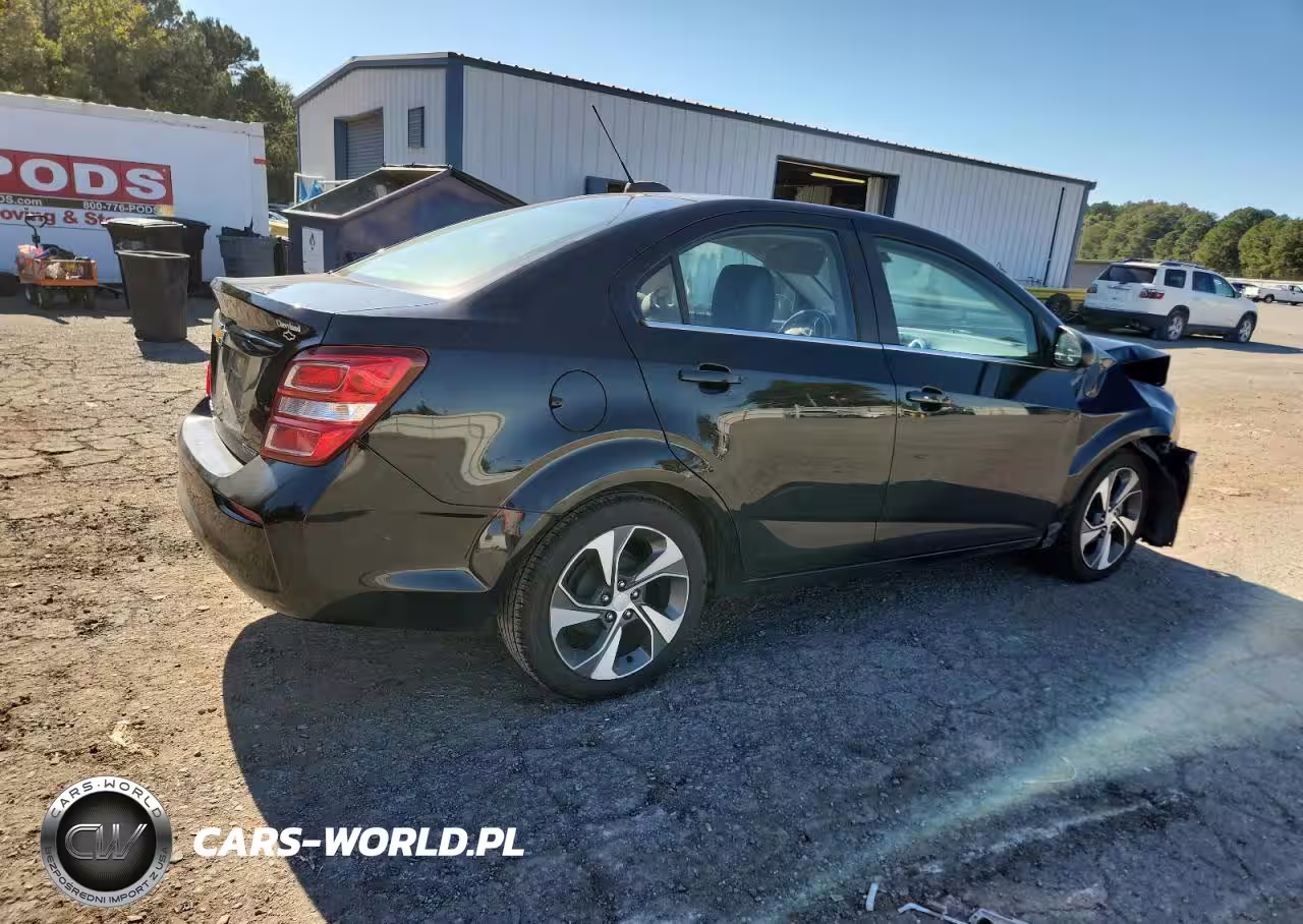 2020 Chevrolet Sonic Premier VIN:1G1JF5SB8L4112405 - 3