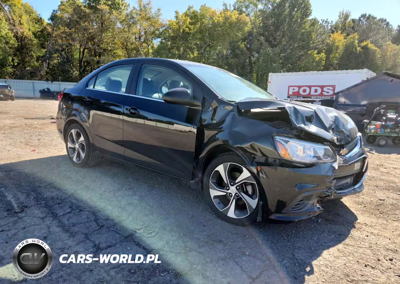2020 Chevrolet Sonic Premier VIN:1G1JF5SB8L4112405 - 4