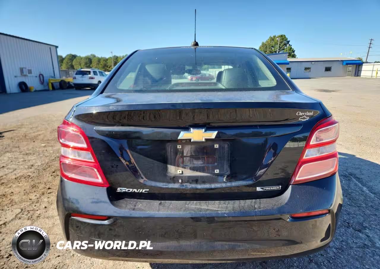 2020 Chevrolet Sonic Premier VIN:1G1JF5SB8L4112405 - 6
