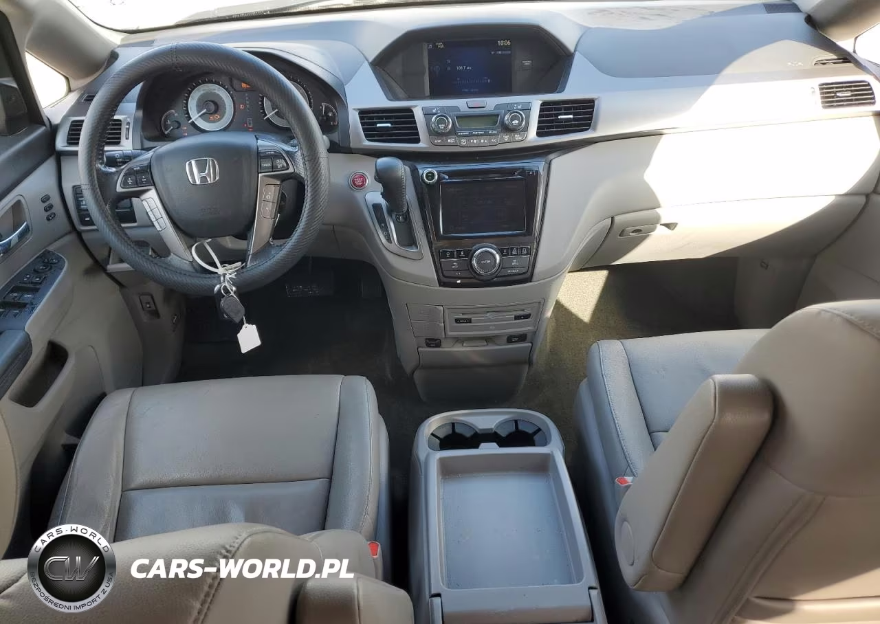 2016 Honda Odyssey Touring VIN:5FNRL5H96GB158479 - 8