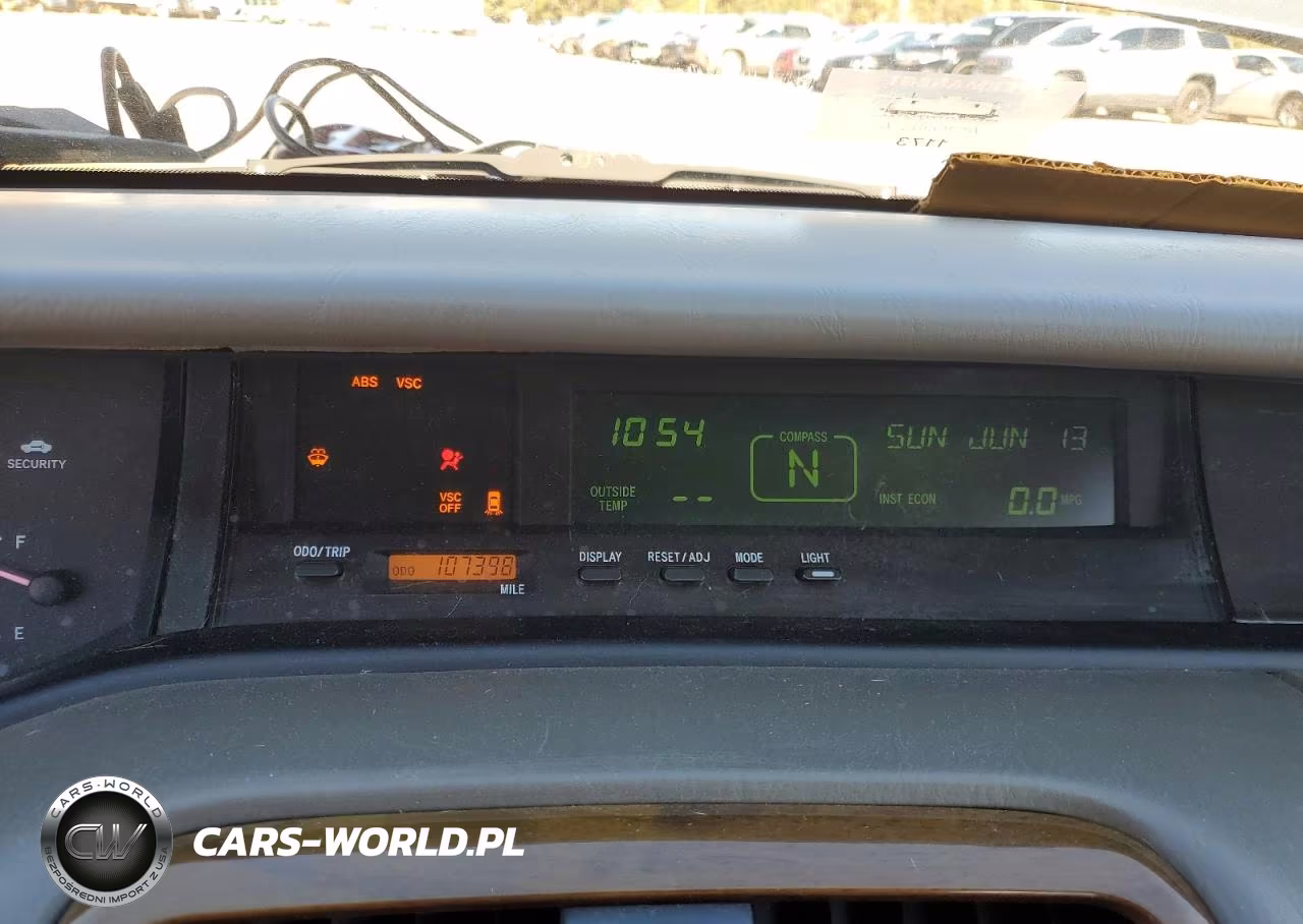 2000 Toyota Avalon VIN:4T1BF28B0YU074110 - 9