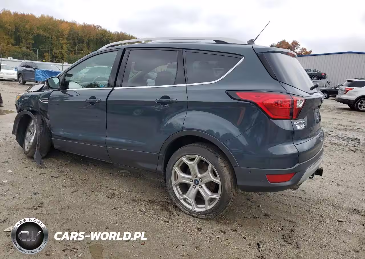2019 Ford Escape Titanium VIN:1FMCU9J9XKUA02364 - 2