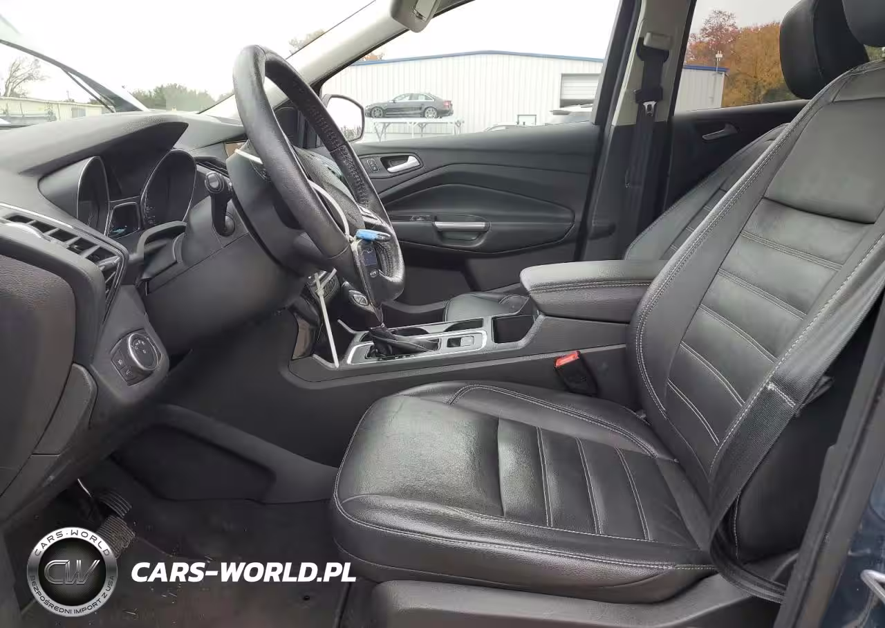 2019 Ford Escape Titanium VIN:1FMCU9J9XKUA02364 - 7