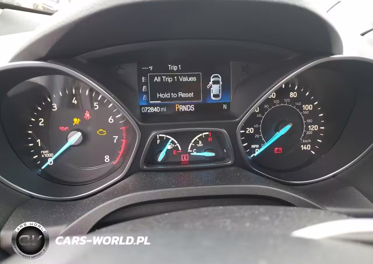2019 Ford Escape Titanium VIN:1FMCU9J9XKUA02364 - 9