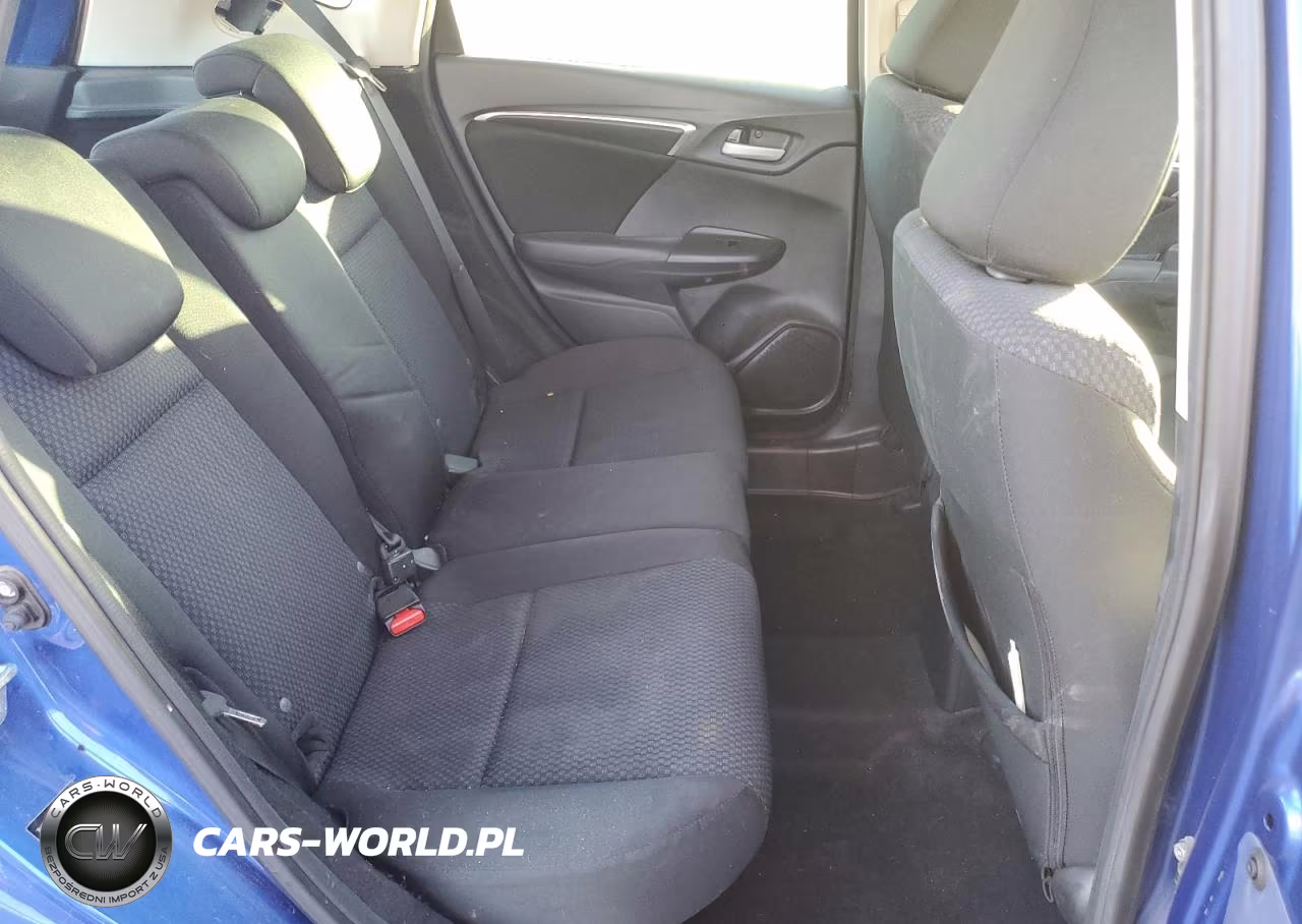 2020 Honda Fit Lx VIN:3HGGK5H45LM708020 - 10