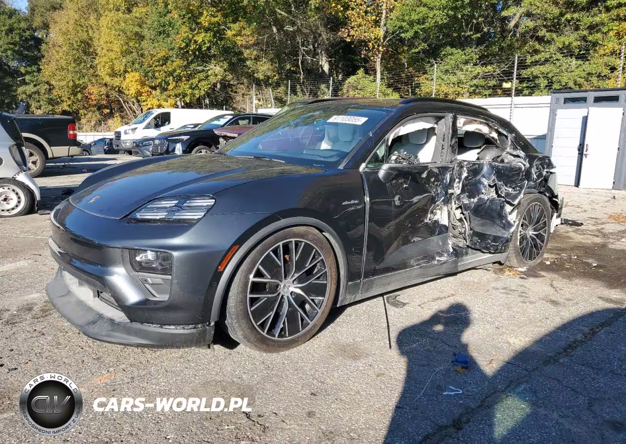 2024 Porsche Macan Electric 4