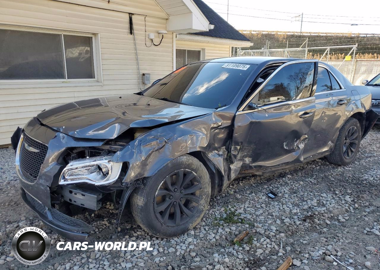 2015 Chrysler 300 Limited