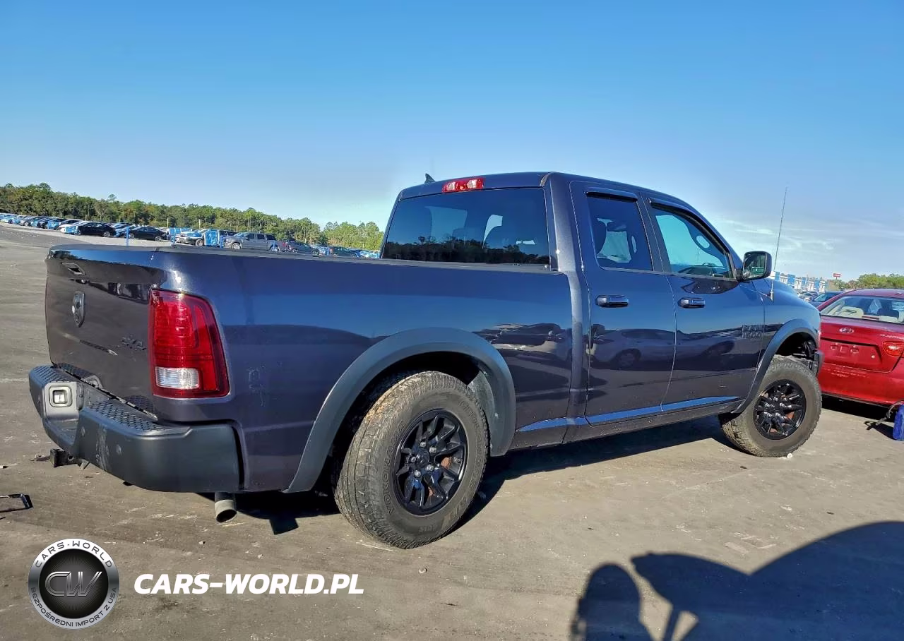 2021 Ram 1500 Classic Slt VIN:1C6RR7GG0MS584006 - 3