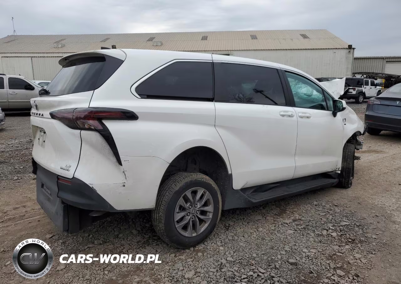 2024 Toyota Sienna Le VIN:5TDKRKEC1RS199258 - 3