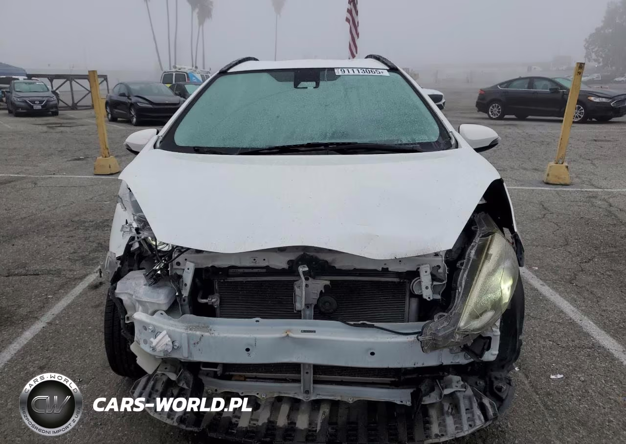 2018 Toyota Prius C VIN:JTDKDTB38J1612643 - 5