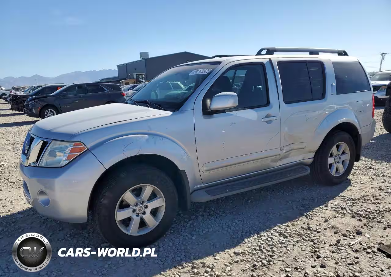 2011 Nissan Pathfinder S