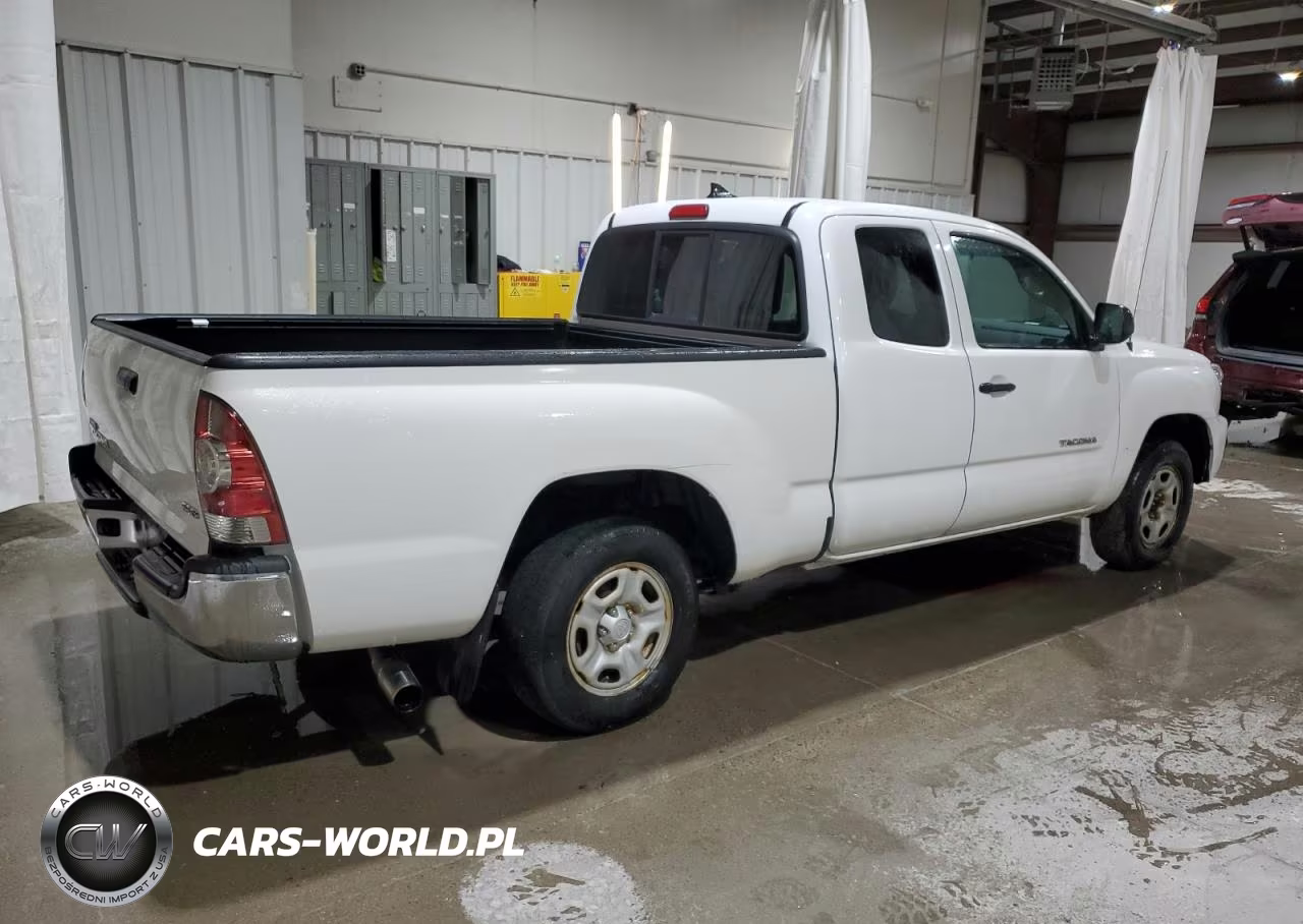 2015 Toyota Tacoma Access Cab VIN:5TFTX4CN1FX061185 - 3