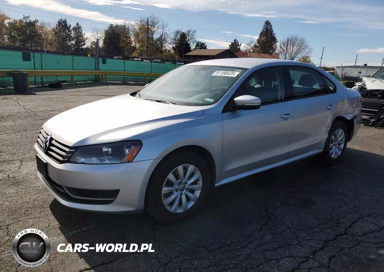 2013 Volkswagen Passat S