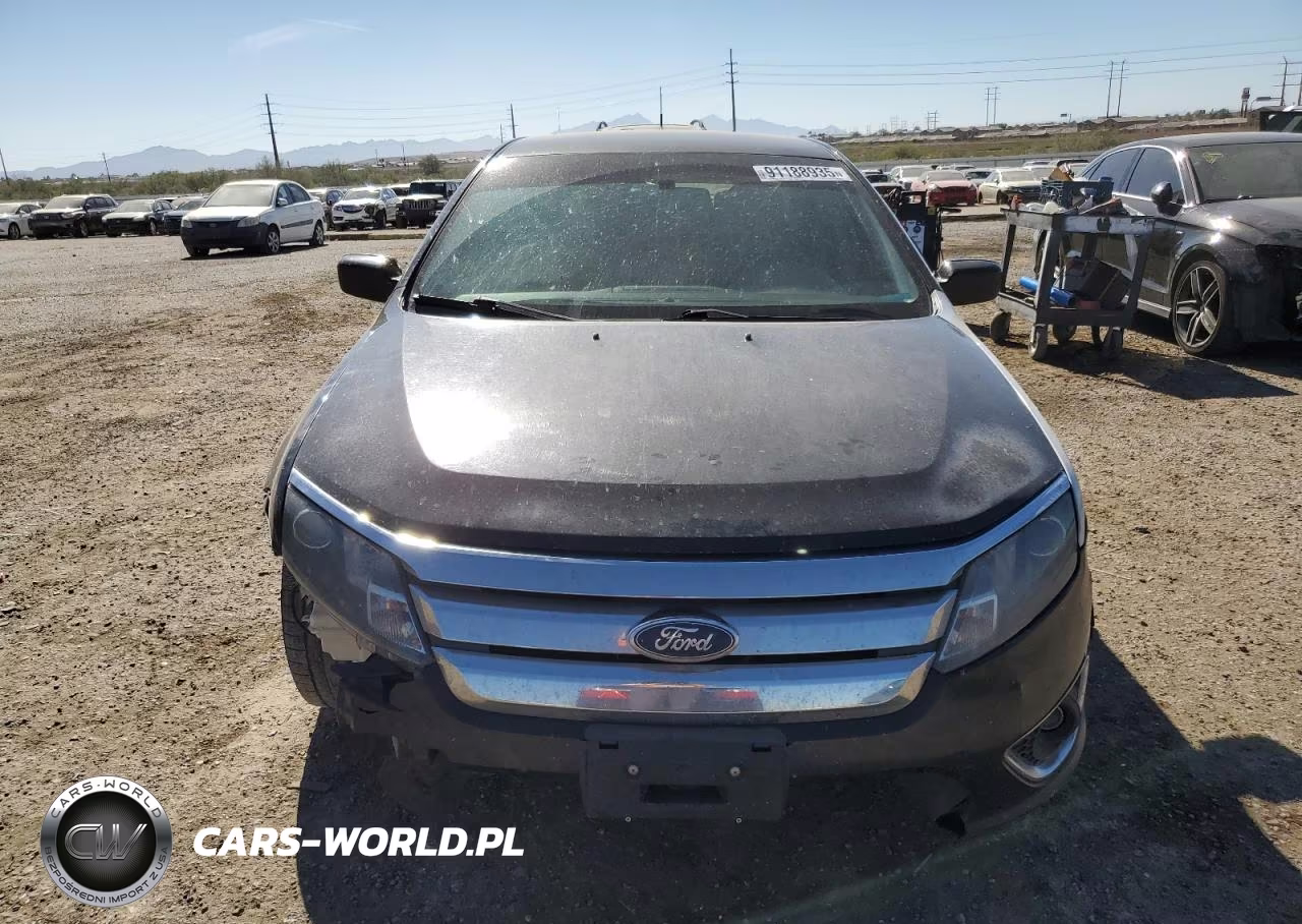 2010 Ford Fusion Hybrid VIN:3FADP0L34AR374962 - 5