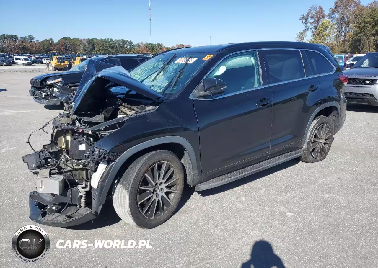 2018 Toyota Highlander Se