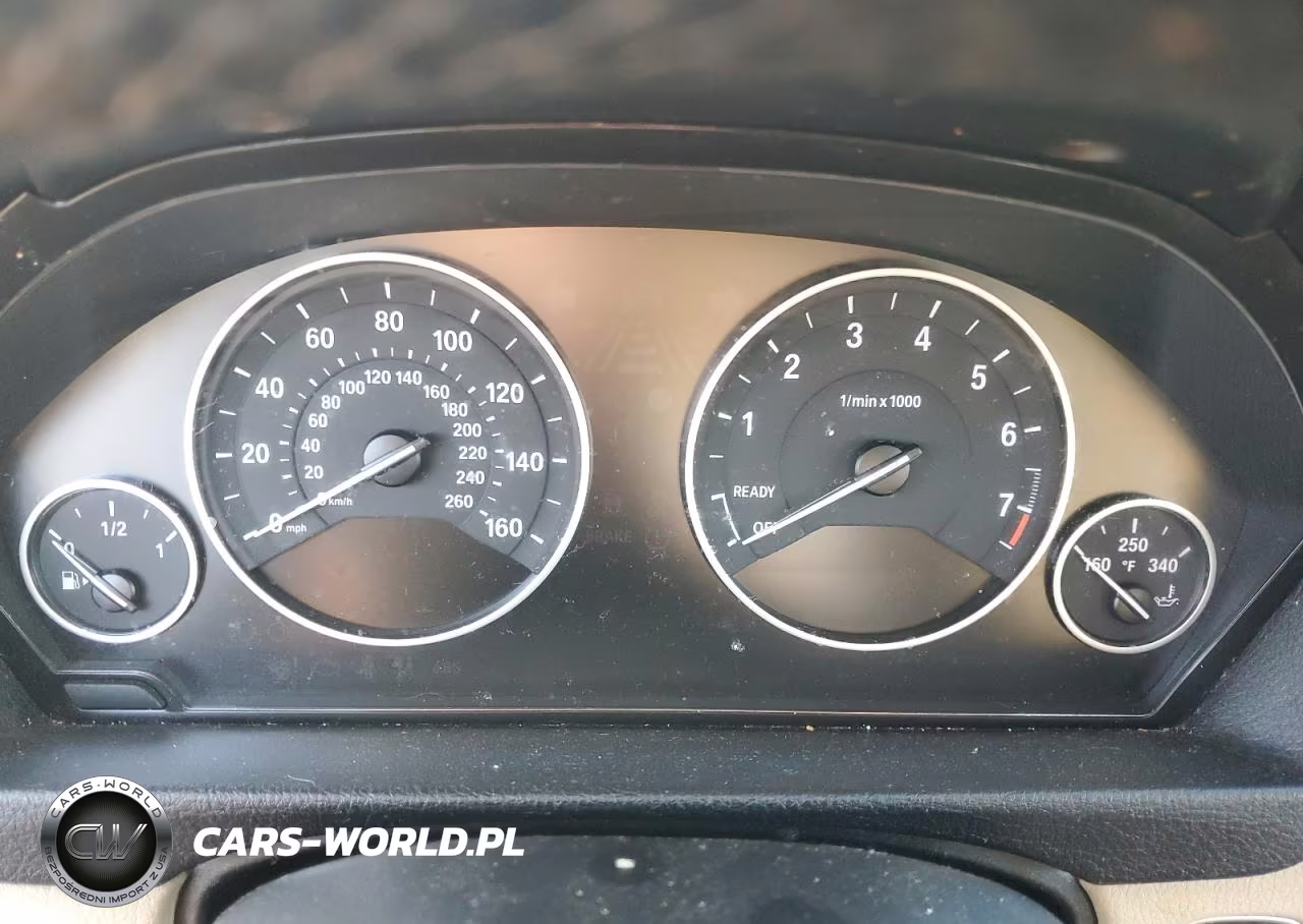 2013 BMW 3 Series VIN:WBA3B5G51DNS00588 - 9