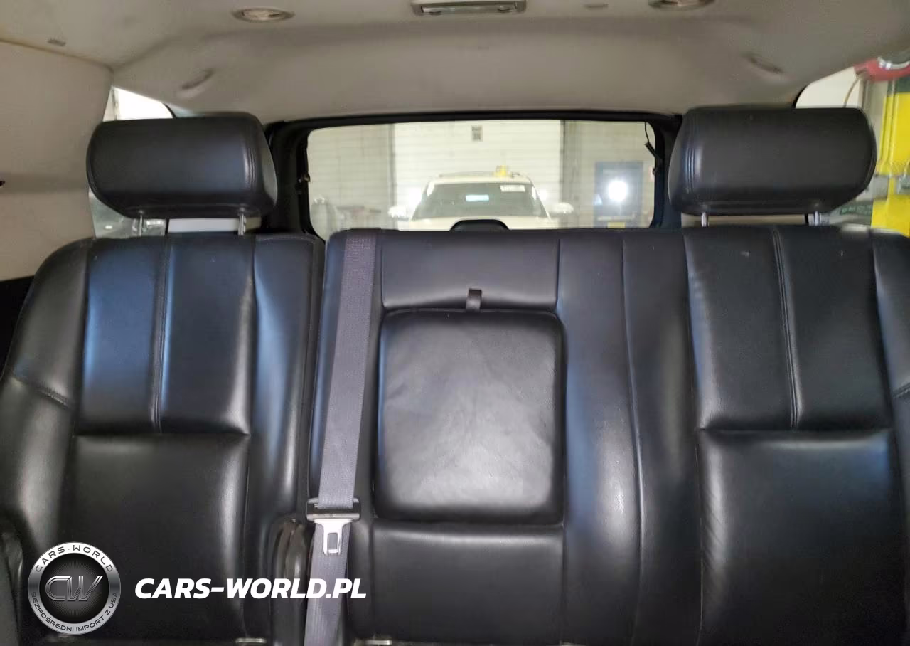 2007 Chevrolet Tahoe K1500 VIN:1GNEK13067R101719 - 10
