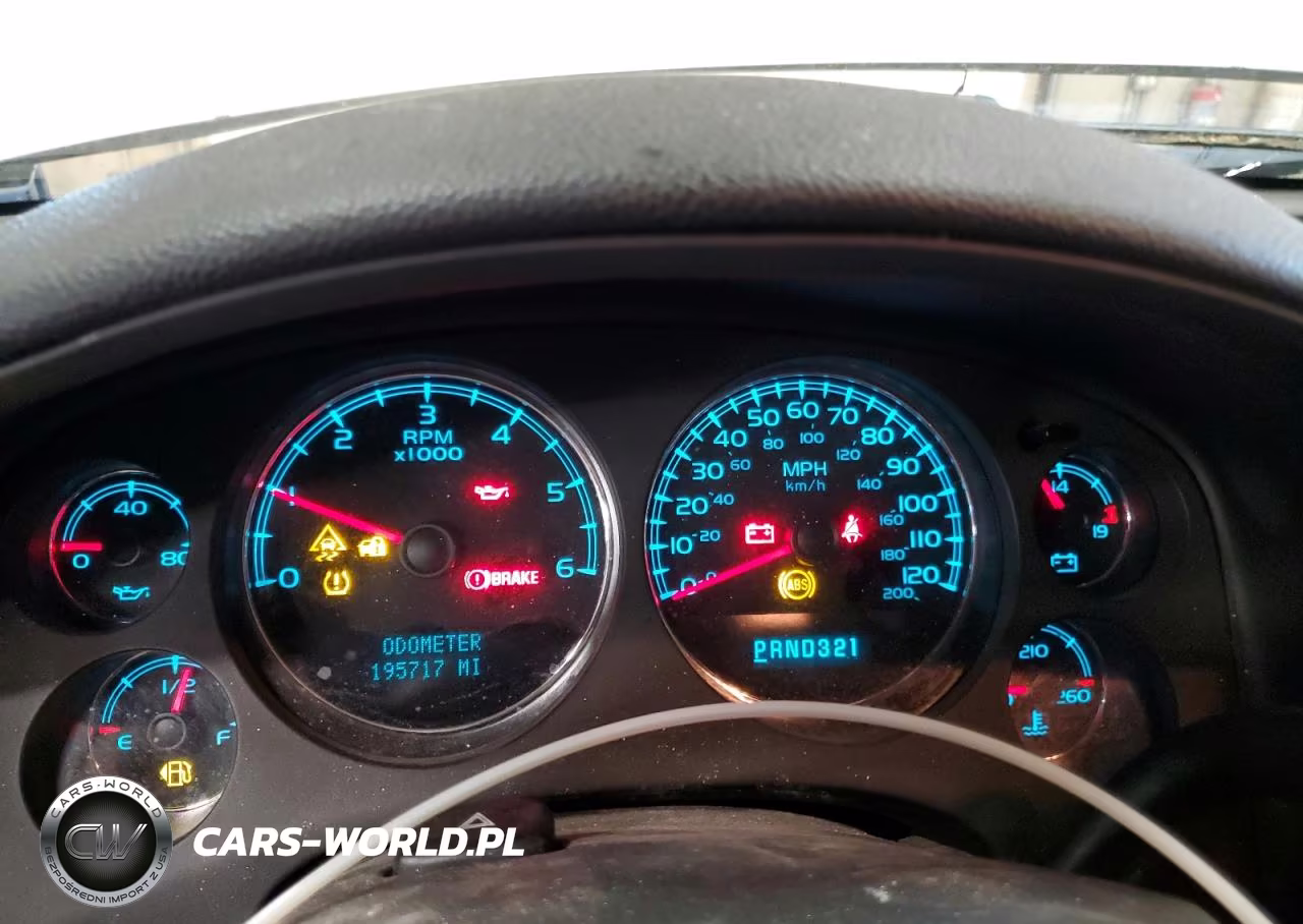 2007 Chevrolet Tahoe K1500 VIN:1GNEK13067R101719 - 9