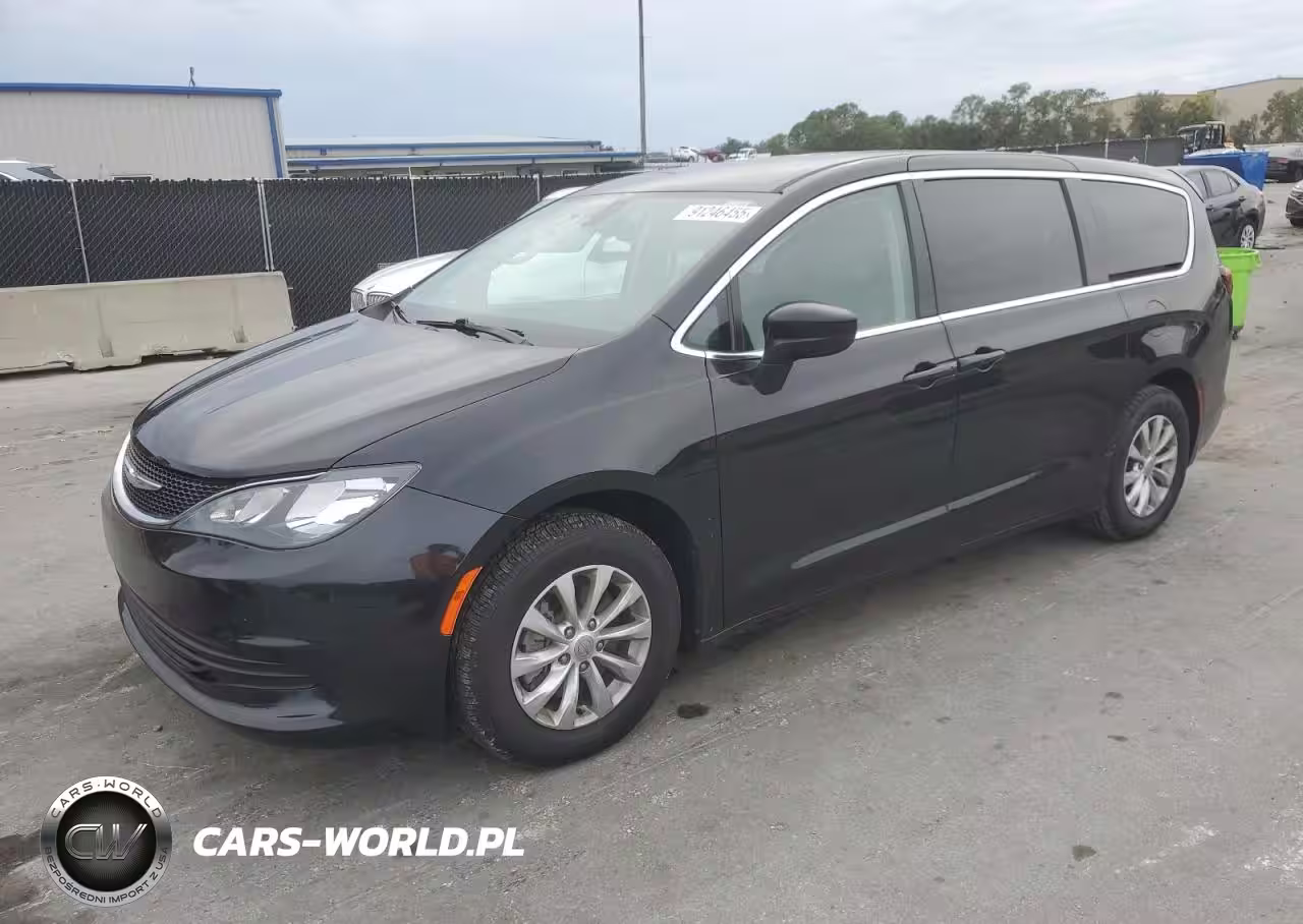 2017 Chrysler Pacifica Touring