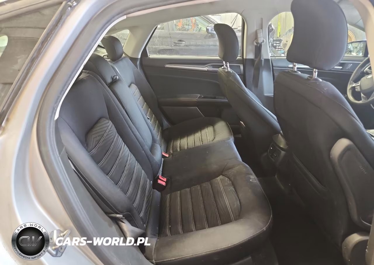2016 Ford Fusion Se VIN:1FA6P0H71G5130900 - 10