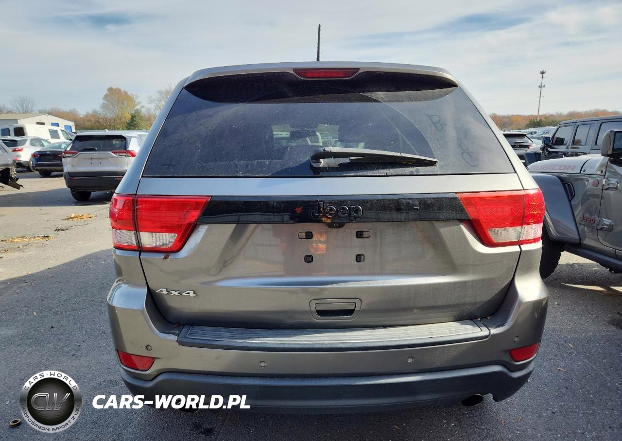 2013 Jeep Grand Cherokee Laredo VIN:1C4RJFAT1DC614978 - 6