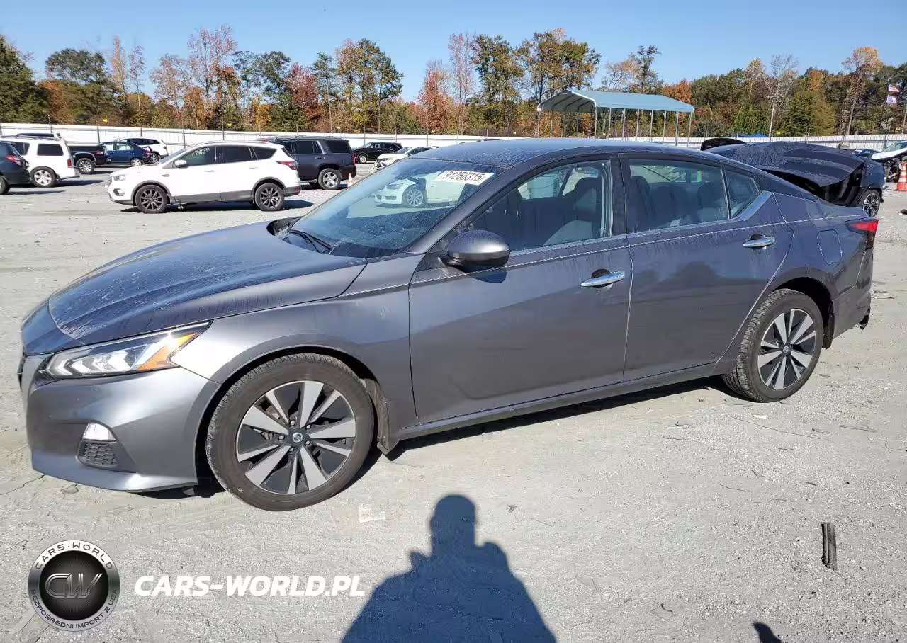 2021 Nissan Altima Sv