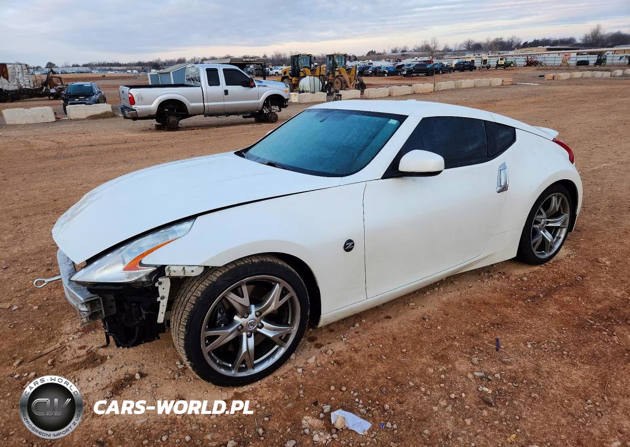 2012 Nissan 370Z Base