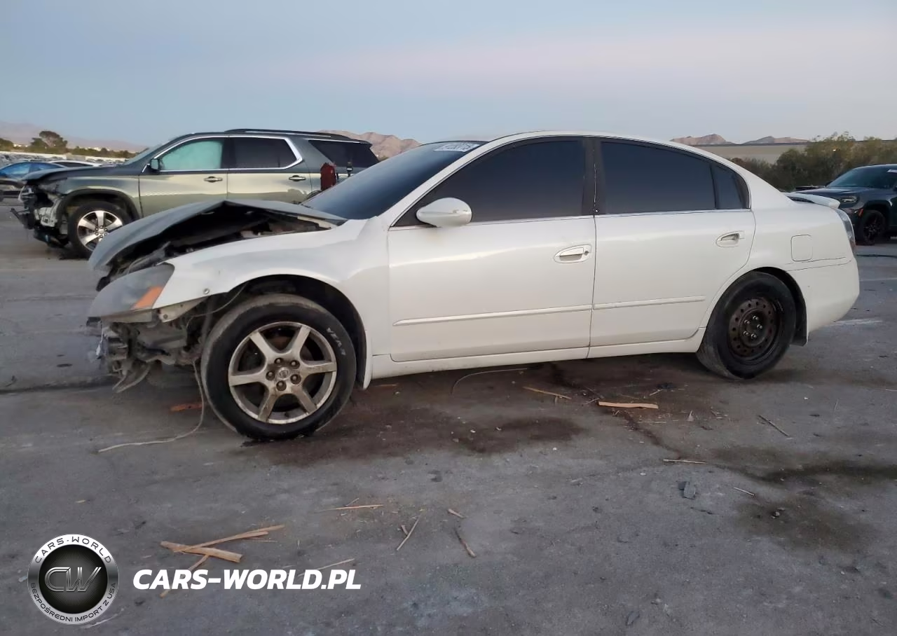 2005 Niss Altima
