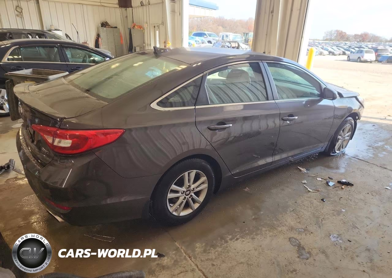 2016 Hyundai Sonata Se VIN:5NPE24AF4GH347287 - 3